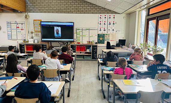 Viering van Holi: verbondenheid en vernieuwing op onze scholen