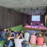 Leerlingen Da Costaschool werken samen met Gerrit Rietveld College aan Onderzoek & Ontwerpen